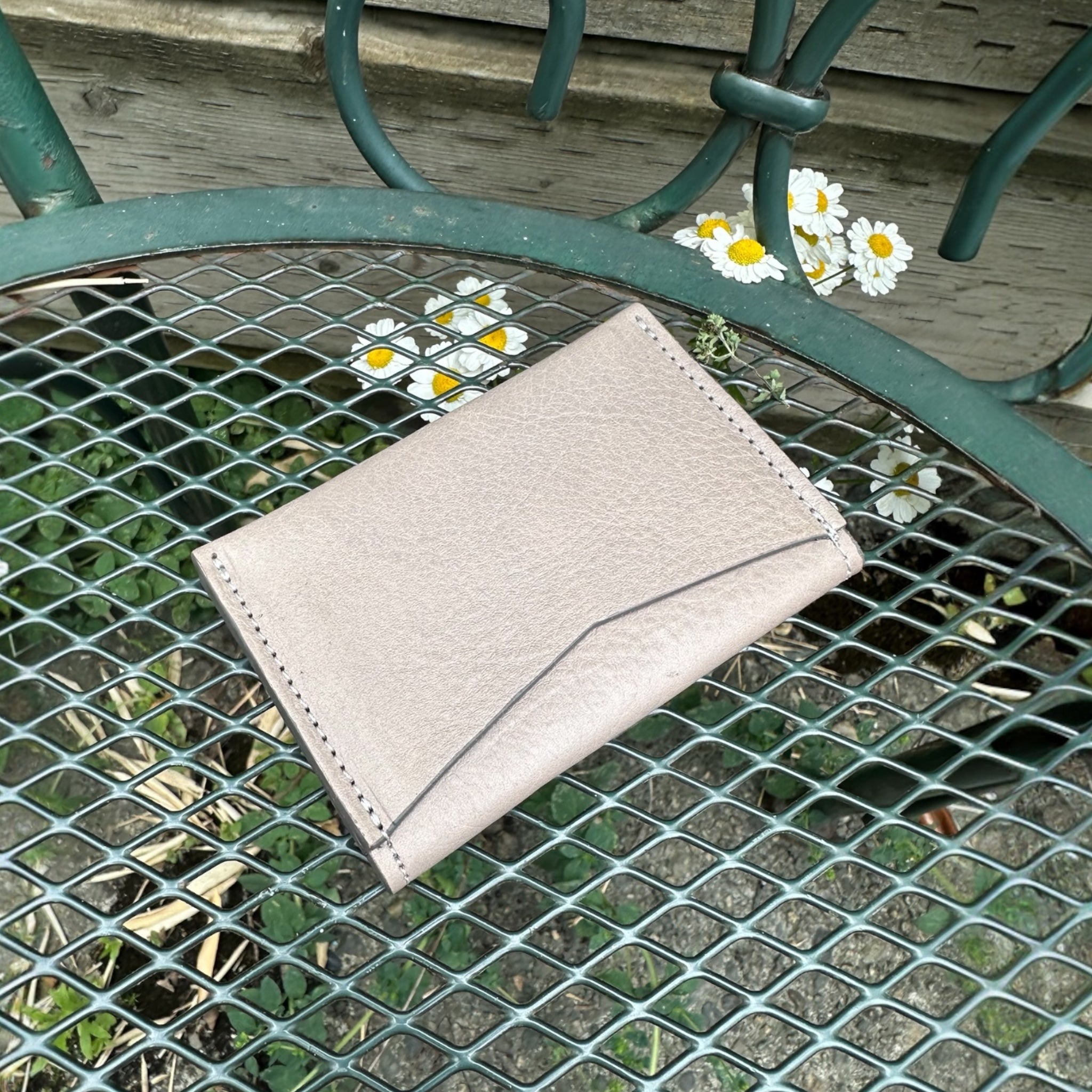 City Wallet -Putty